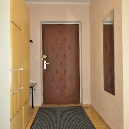 Center Apartment *